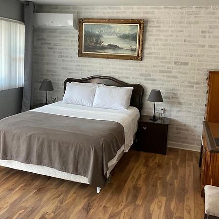 Auberge Restwell Motel Berry Mills エクステリア 写真