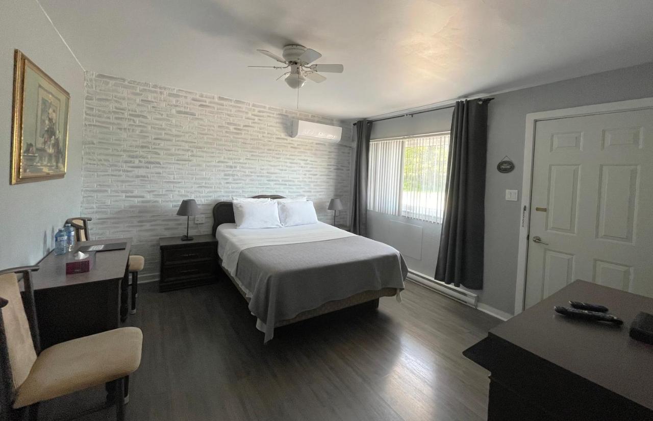Auberge Restwell Motel Berry Mills エクステリア 写真
