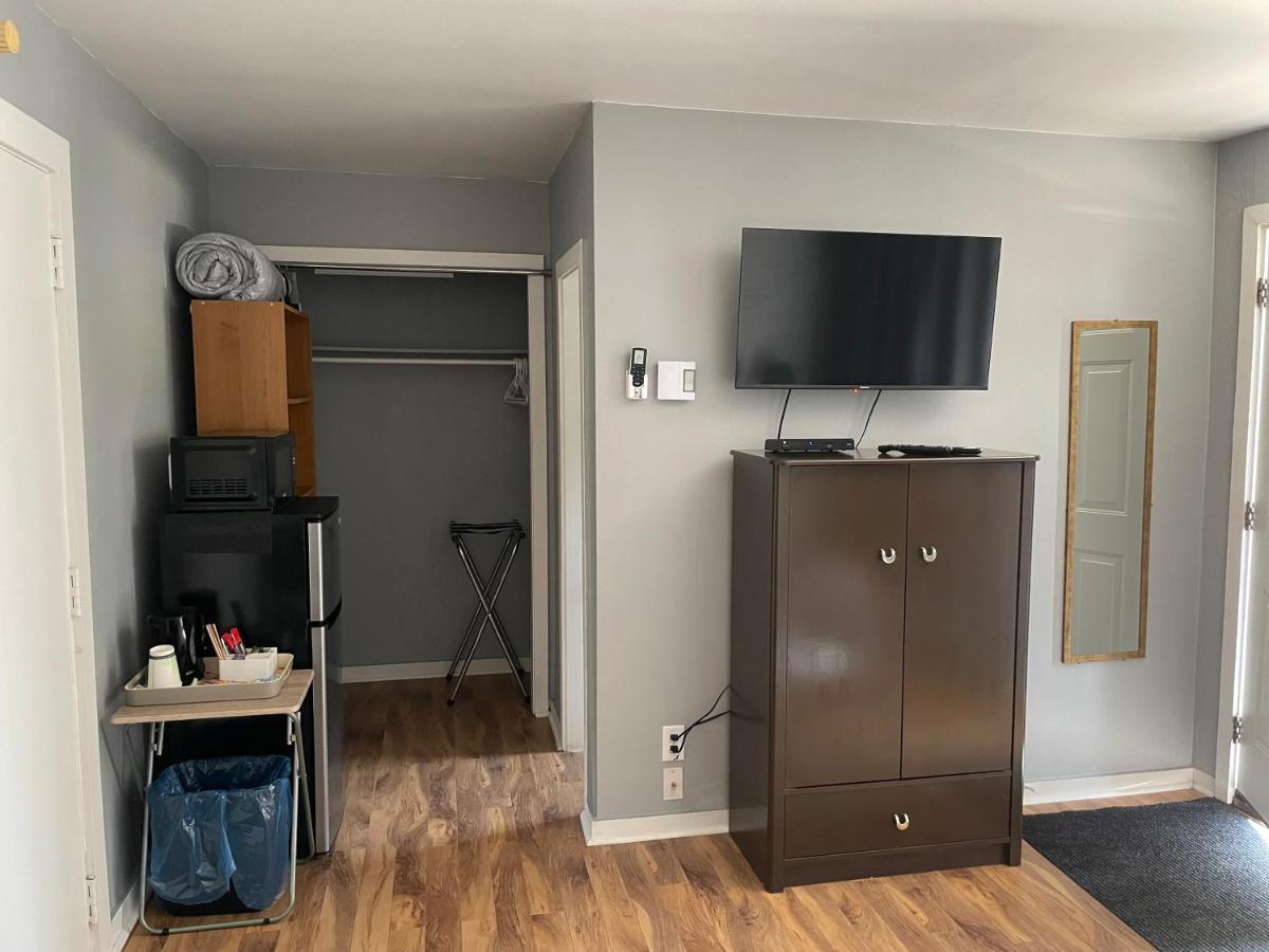 Auberge Restwell Motel Berry Mills エクステリア 写真